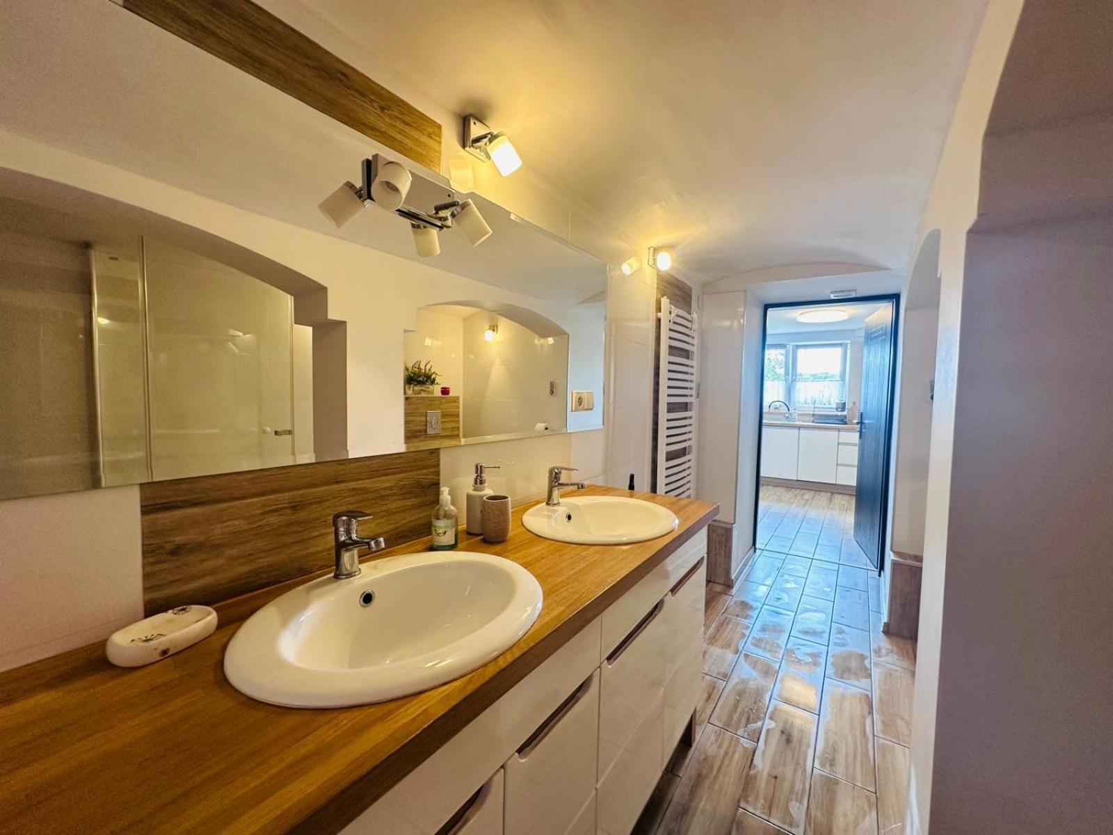 Apartament Bukowy Kłodzko Exteriör bild